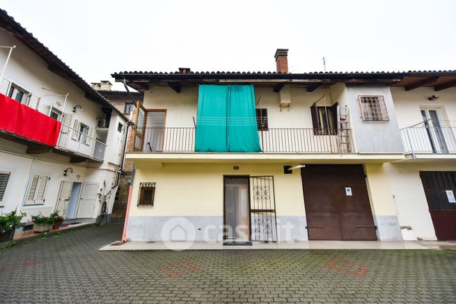 Appartamento in residenziale in Via Andrea Mensa 35