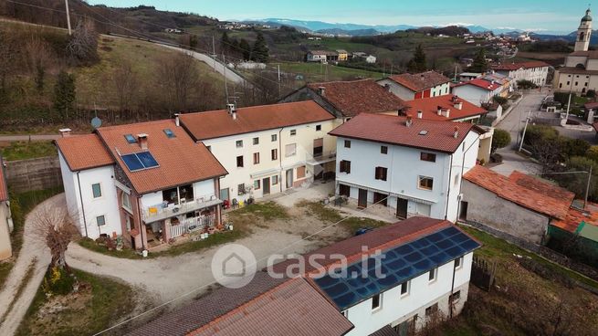 Rustico/casale in residenziale in Via Lunardi 5