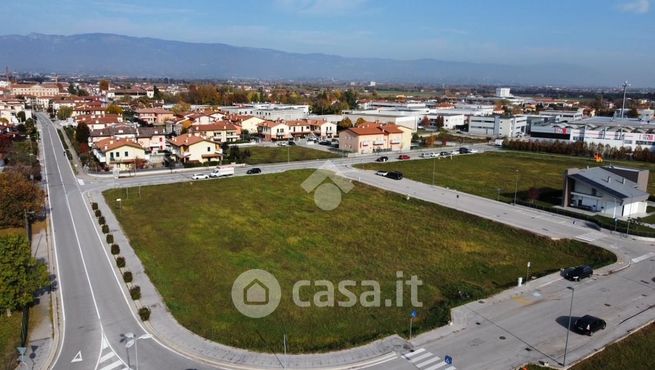 Terreno edificabile in residenziale in Via Stadio