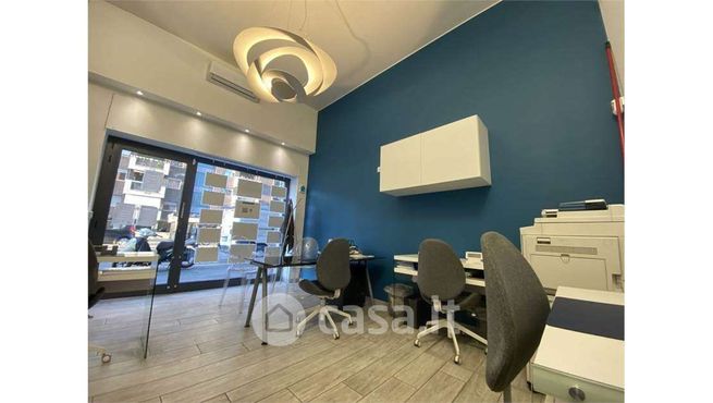 Ufficio in commerciale in Viale Bacchiglione 2