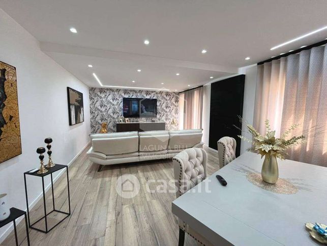 Appartamento in residenziale in Via G. Oberdan