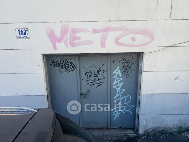 Box/posto auto in residenziale in Via Caronda 253