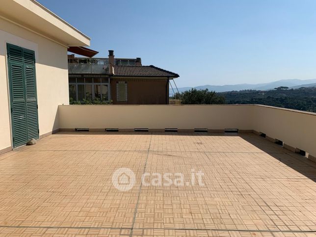 Appartamento in residenziale in Via alla Costa
