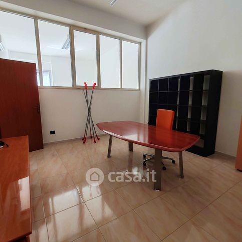 Ufficio in commerciale in Via Frà Nicolò da Lequile 3