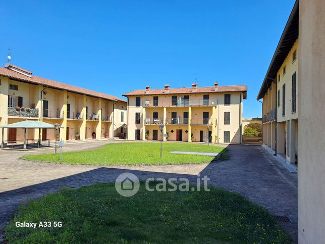Appartamento in residenziale in Via Novi 27