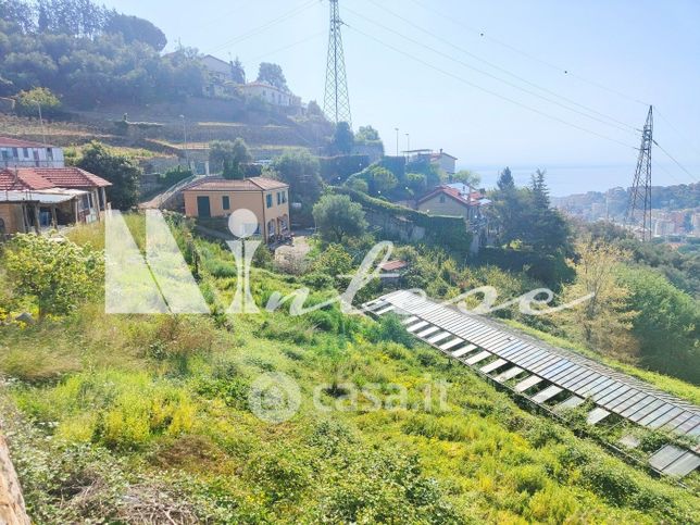 Casa indipendente in residenziale in Strada al Campo da Golf 11
