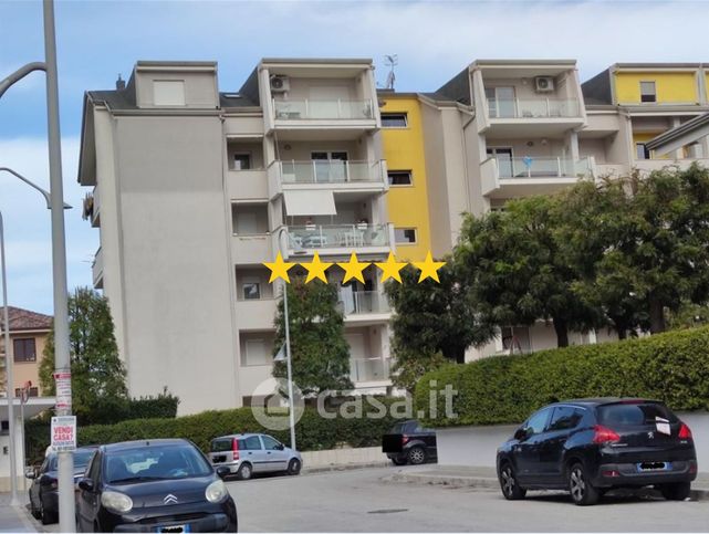 Appartamento in residenziale in Via degli Olmi