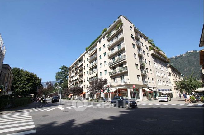 Appartamento in residenziale in Viale Felice Cavallotti 2
