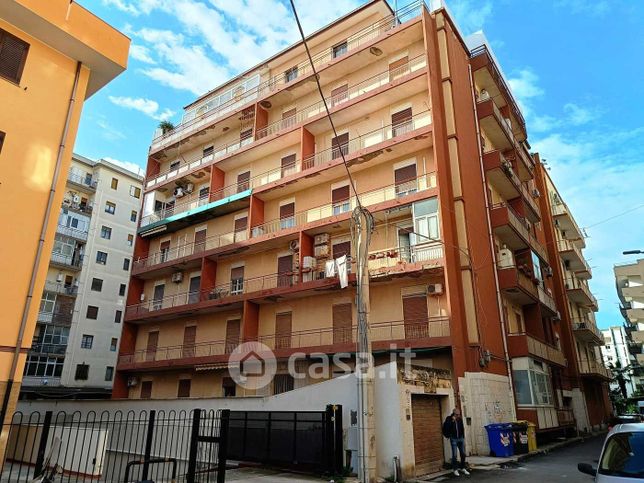 Appartamento in residenziale in Via Tisia