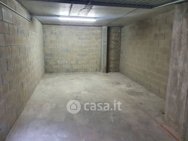 Box/posto auto in residenziale in Via Pian D'Audi