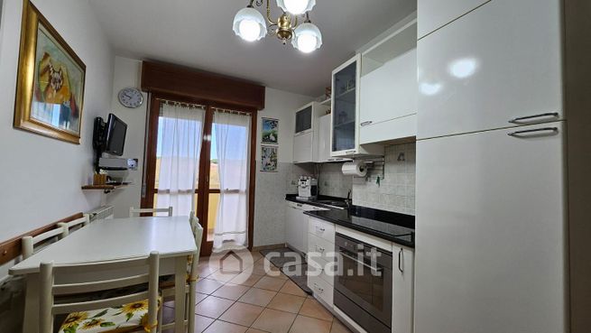 Appartamento in residenziale in Via dei Salici