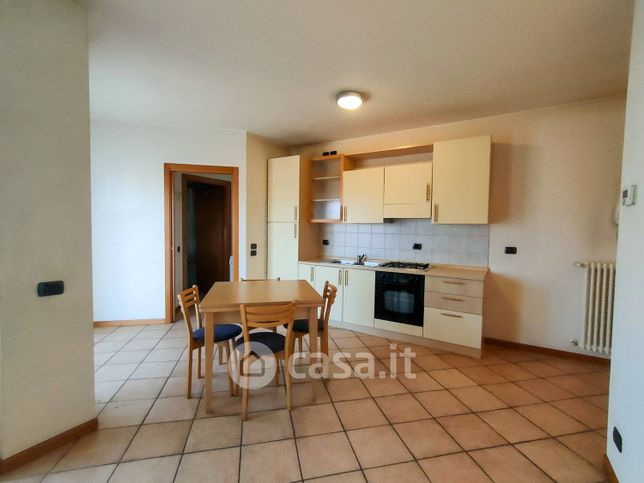 Appartamento in residenziale in Via Milano 51
