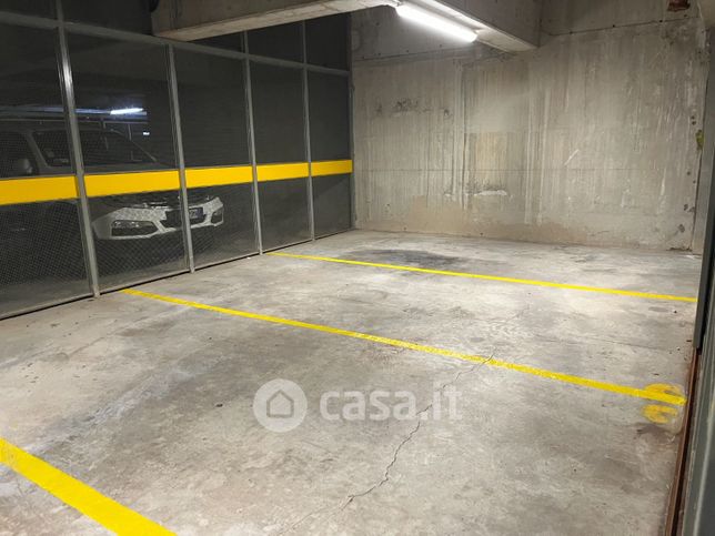 Garage/posto auto in residenziale in Via Giovanni Tommaso Invrea 3