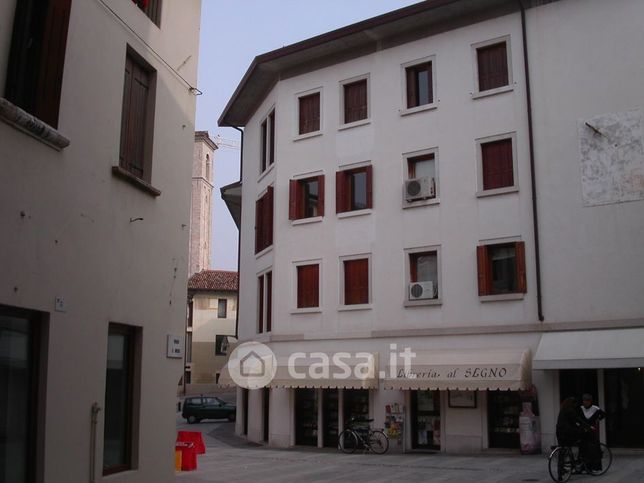 Ufficio in commerciale in Vicolo del Forno 1