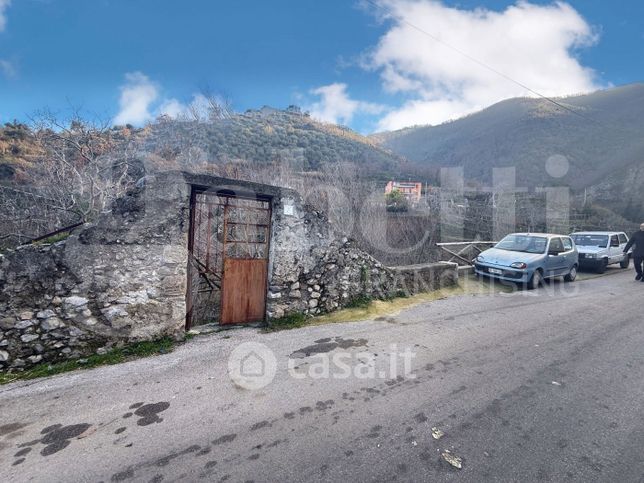 Terreno agricolo in commerciale in Strada Comunale Cerzone Monte Scassata 4 -6