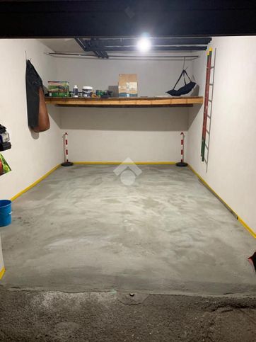 Box/posto auto in residenziale in Via Giuseppe Pianigiani