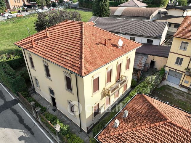 Villa in residenziale in Via Giovanni XXIII 5