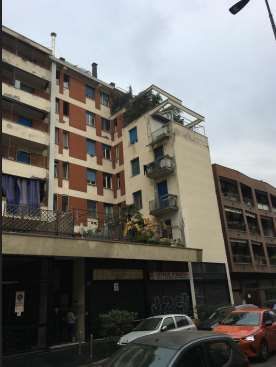 Appartamento in residenziale in Via Giacinto Bruzzesi 25