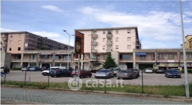 Ufficio in commerciale in Circonvallazione Nordest