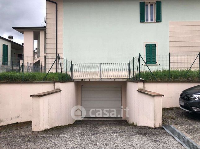Box/posto auto in residenziale in Via Colbassano