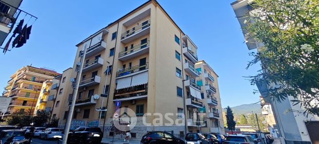 Appartamento in residenziale in Via Arturo Veltri 4