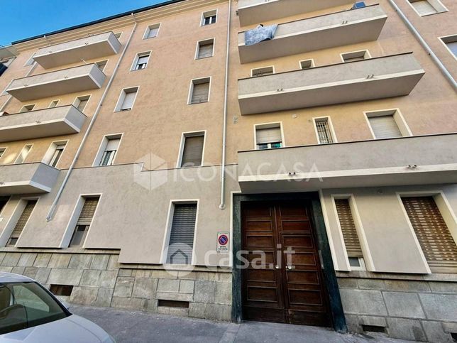 Box/posto auto in residenziale in Via Tonale