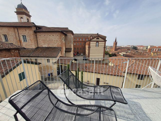 Attico/mansarda in residenziale in Via Albussano 30