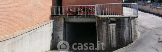 Box/posto auto in residenziale in Via Fonteserpe