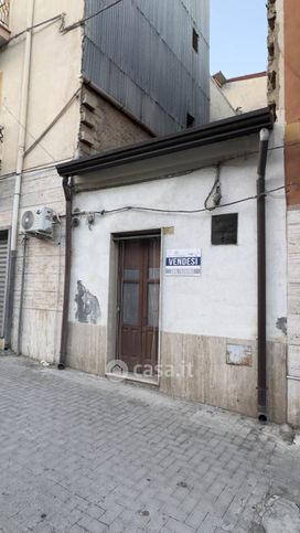 Casa indipendente in residenziale in Via Giuseppe Garibaldi 75