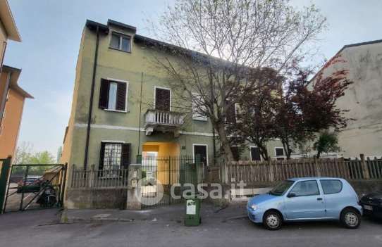 Appartamento in residenziale in Via Privata Alessandro Scanini 56