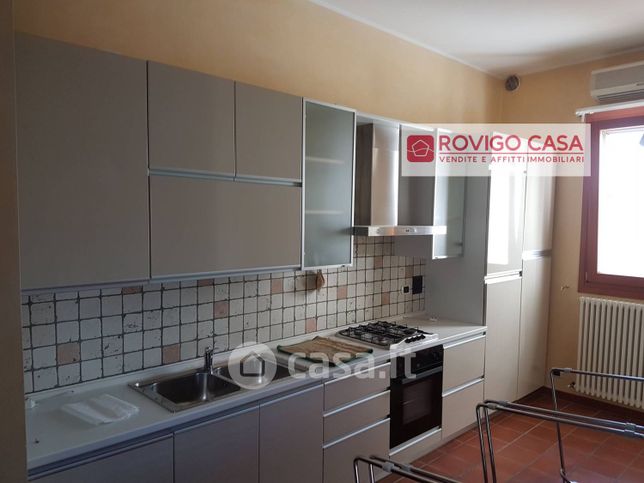 Appartamento in residenziale in Via Umberto IÂ°