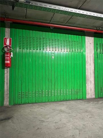 Garage/posto auto in residenziale in Via dei Mille 16