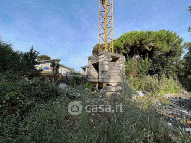 Terreno edificabile in residenziale in Via Mincio 47