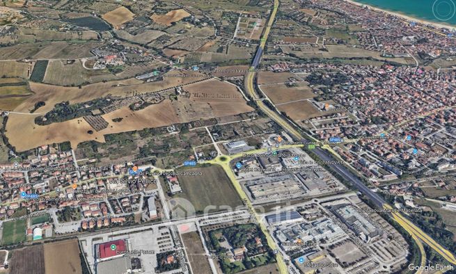 Terreno agricolo in commerciale in Via Cimabue