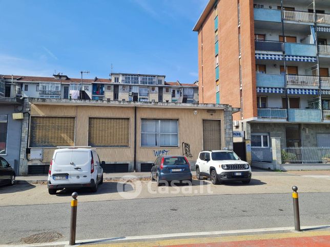 Ufficio in commerciale in Via Papa Giovanni XXIII