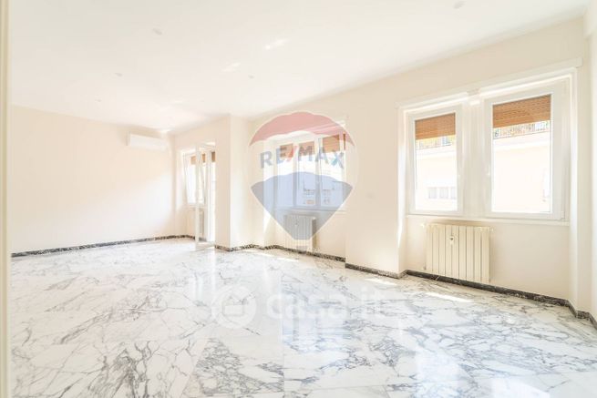 Appartamento in residenziale in Via Ugo de Carolis