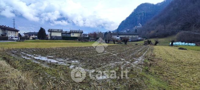 Terreno edificabile in residenziale in Strada Provinciale 16