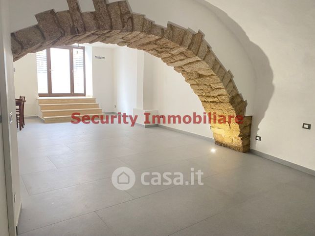 Appartamento in residenziale in Via Incisa