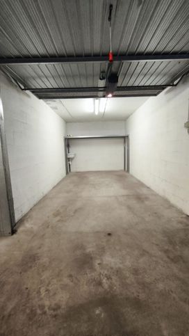 Garage/posto auto in residenziale in Via Settimio Severo