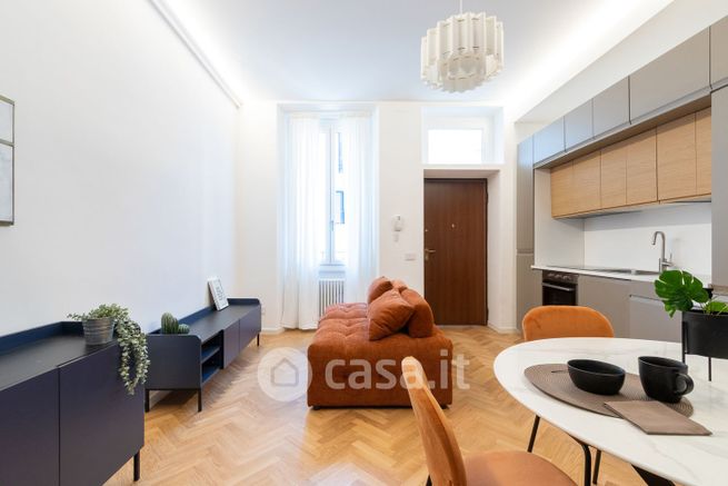 Appartamento in residenziale in Via Errico Petrella 19