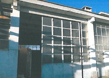 Capannone in commerciale in Via Arturo Toscanini 27