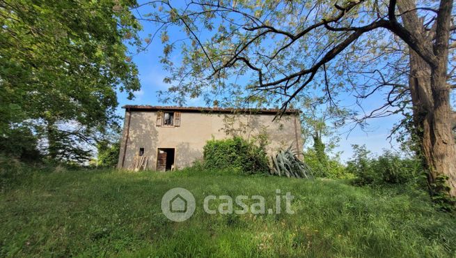 Rustico/casale in residenziale in Frazione di Riggiano