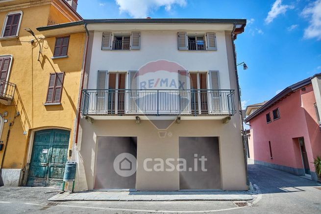 Appartamento in residenziale in Via Pietro Ponti 1