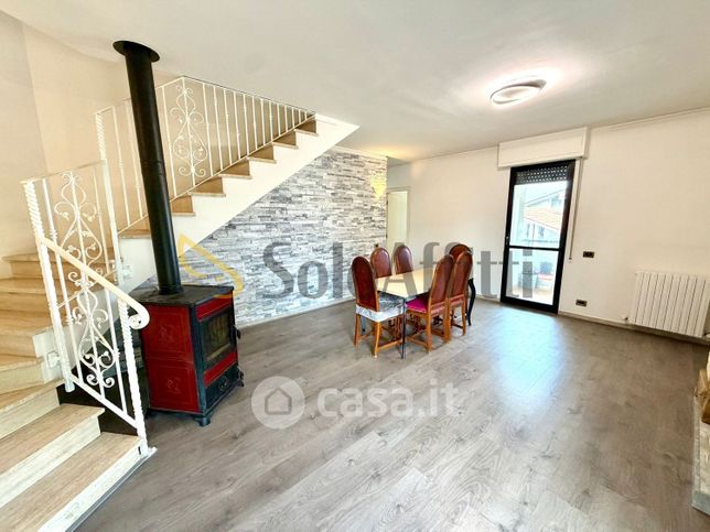 Appartamento in residenziale in Via Pepe 63