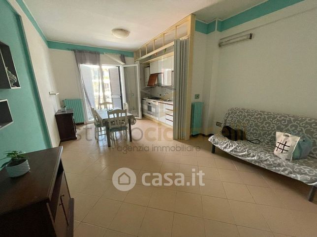 Appartamento in residenziale in Viale del Mare