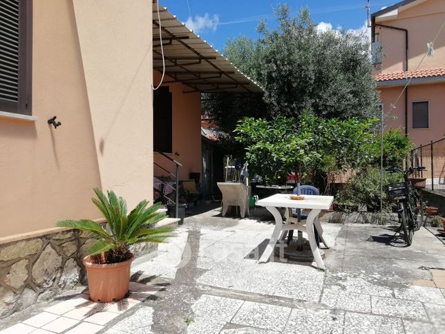 Appartamento in residenziale in Via Delibera
