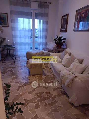 Appartamento in residenziale in Viale Italia 77