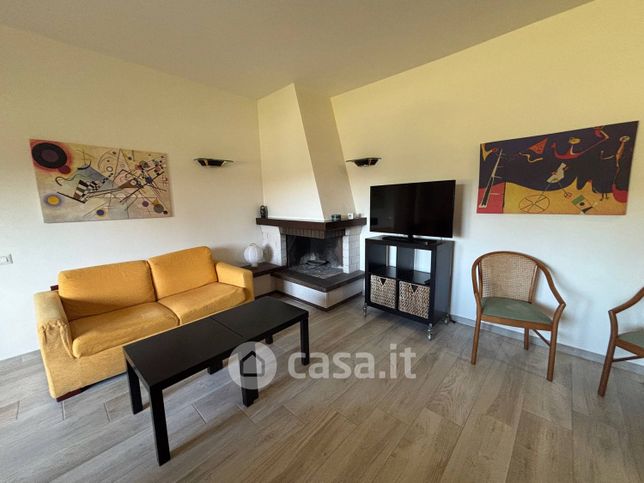 Appartamento in residenziale in Via Enea 13