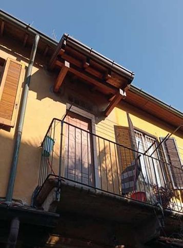 Appartamento in residenziale in Via A. Manzoni 26