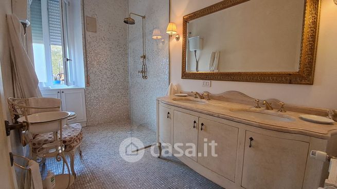 Appartamento in residenziale in Via Marco Aurelio 43